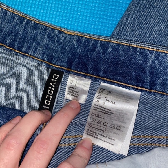 H&M divided high waisted jeans - Picture 2 of 6